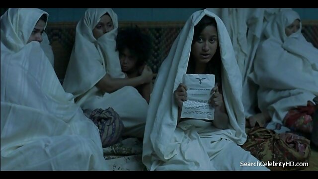أفلام عالية الجودة :  زوجة غير قادر على مقاومة سكس محارم مترجم للعربية ابنة زوجها مقاطع فيديو مجانية 
